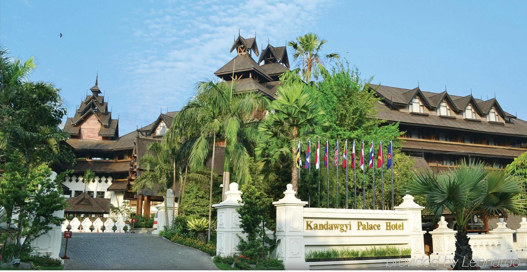 Kandawgyi Palace Hotel Yangon Exterior photo